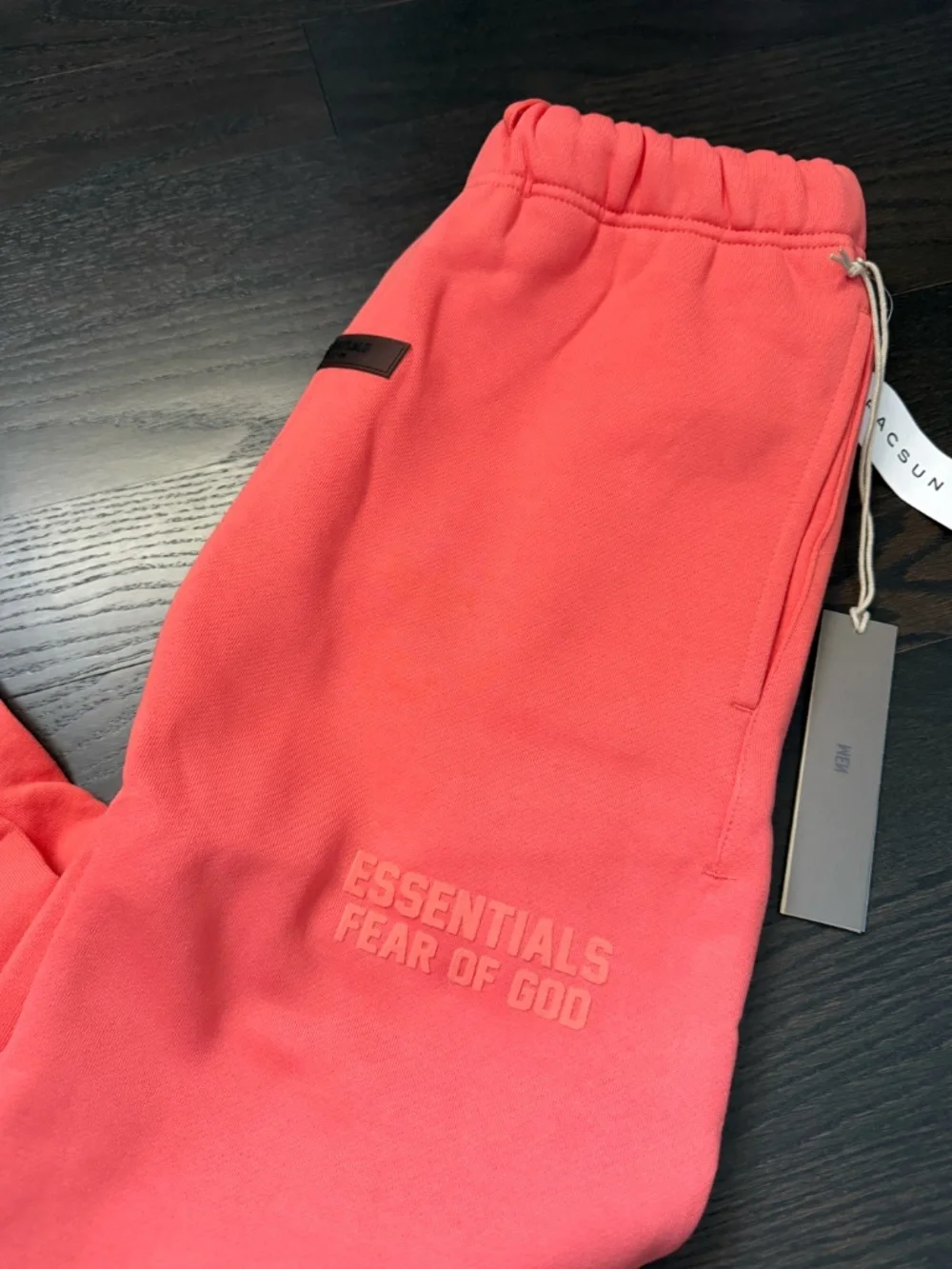 Fear of God Essentials Relaxed Sweatpants Coral Pink Size Medium FOG Joggers - Picture 2 of 3
